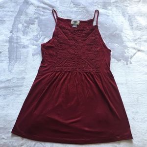 🌸 Embroidered Tank Top